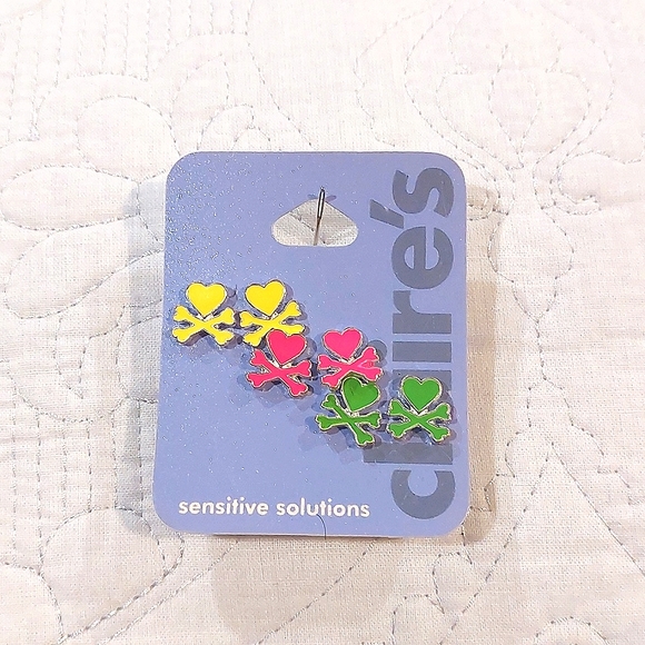 Claire's Jewelry - 📣 Claire's 3 Pairs of Heart & Crossbones Earrings Set NWT